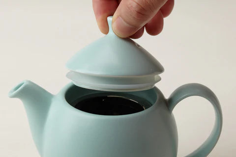 Dew Teapot with Basket Infuser 32 oz.